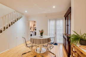 Bright & Spacious 2-Bedroom Jericho House